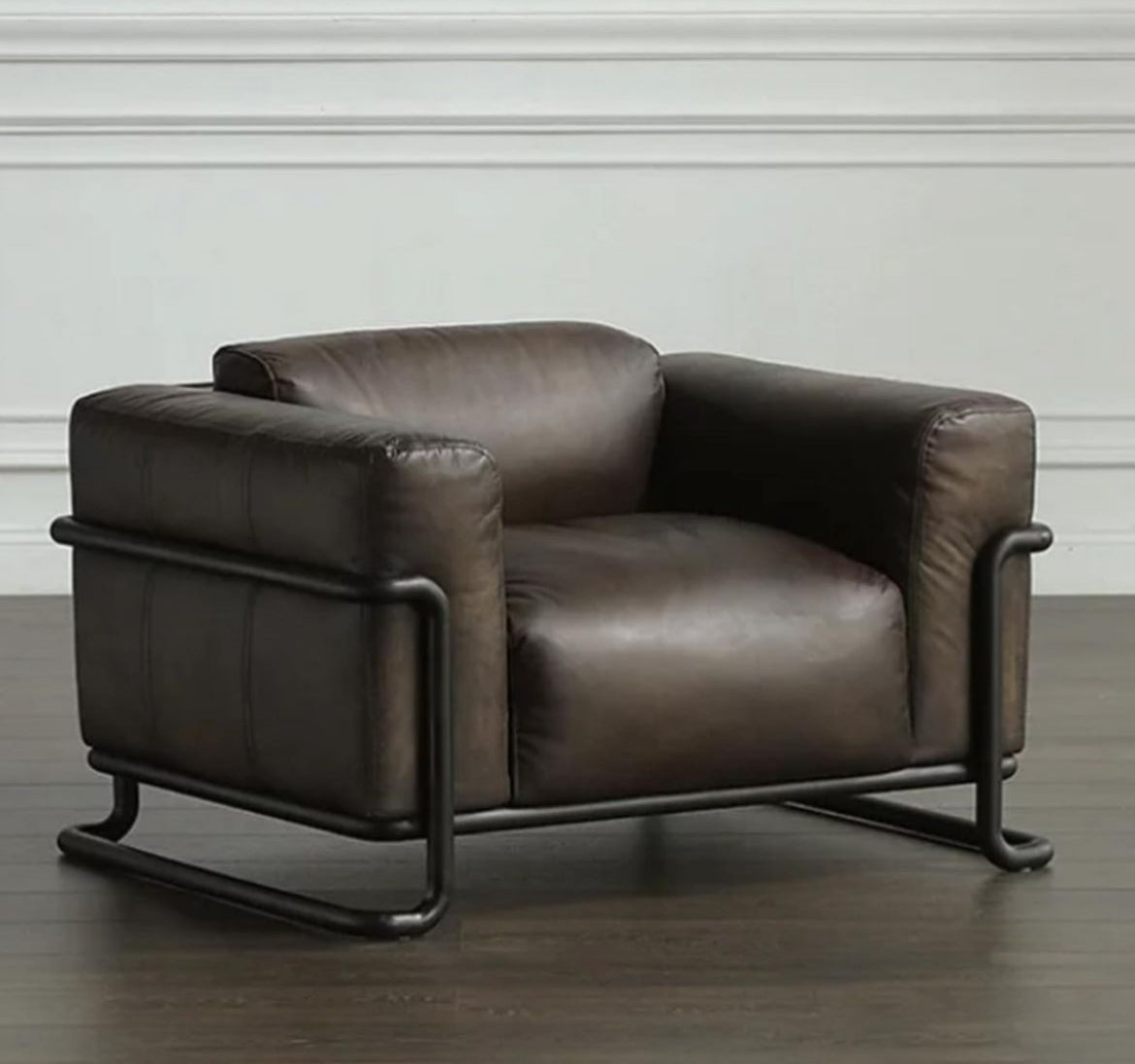 ALETTA LOUNGE CHAIR 77