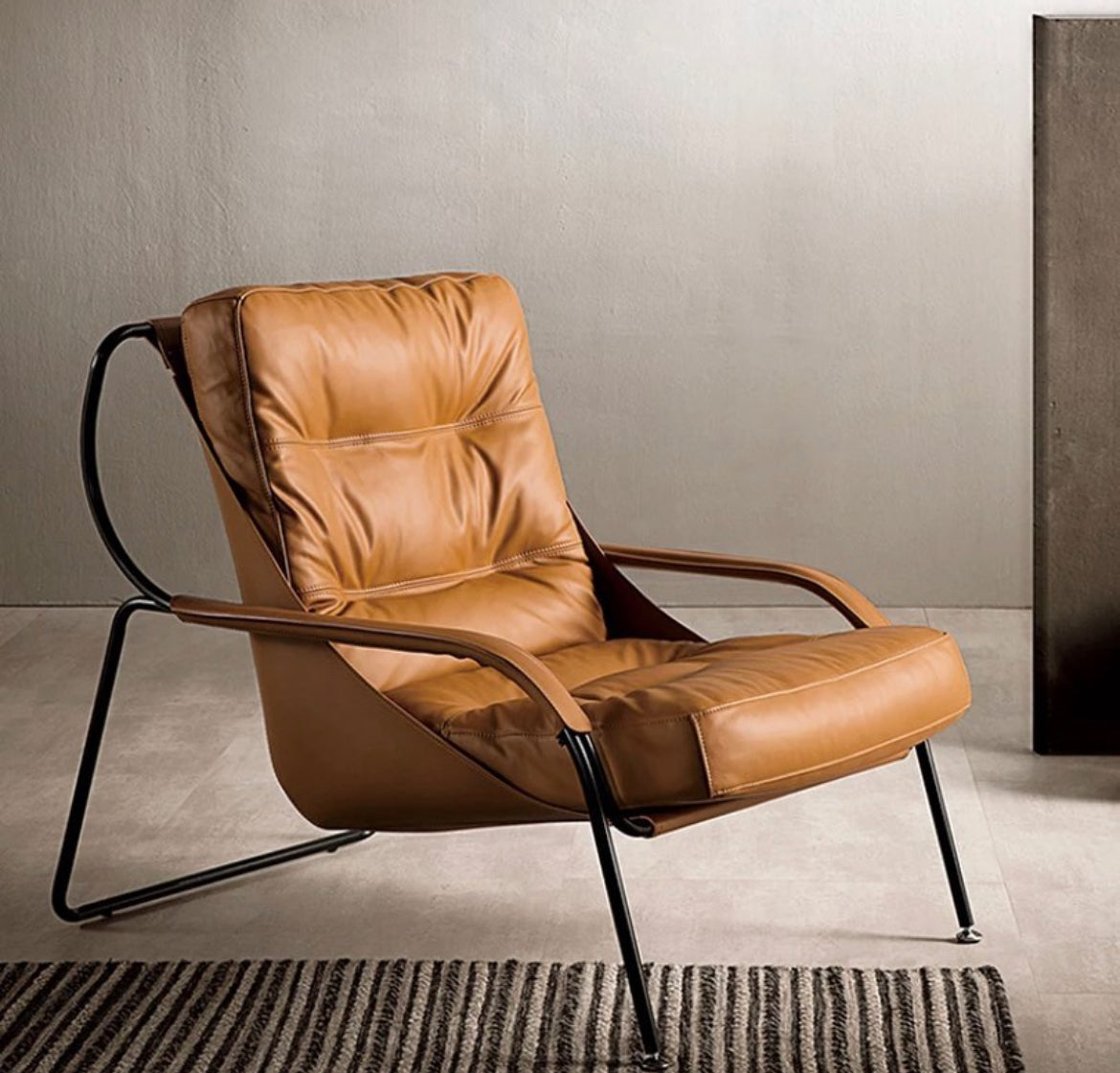 ALETTA LOUNGE CHAIR 102