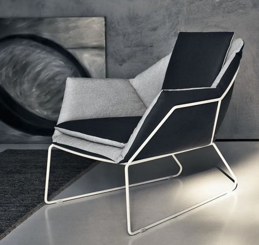 ALETTA LOUNGE CHAIR 81