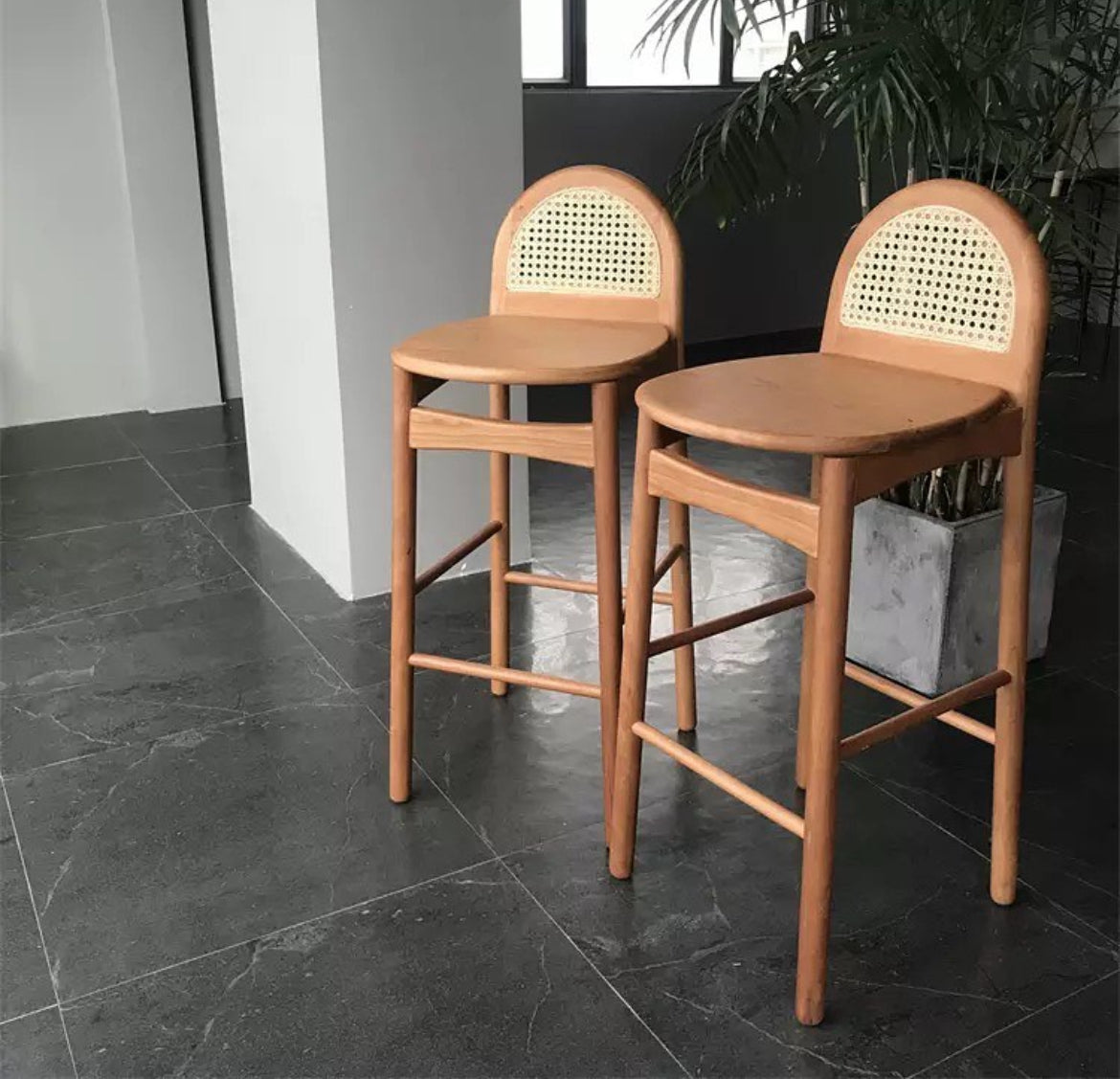 ALETTA BAR STOOL 20