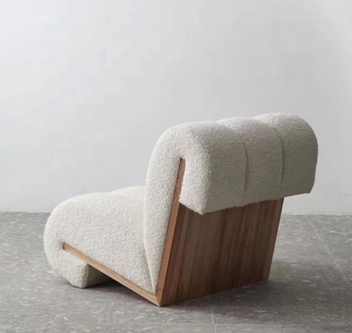 ALETTA LOUNGE CHAIR 85