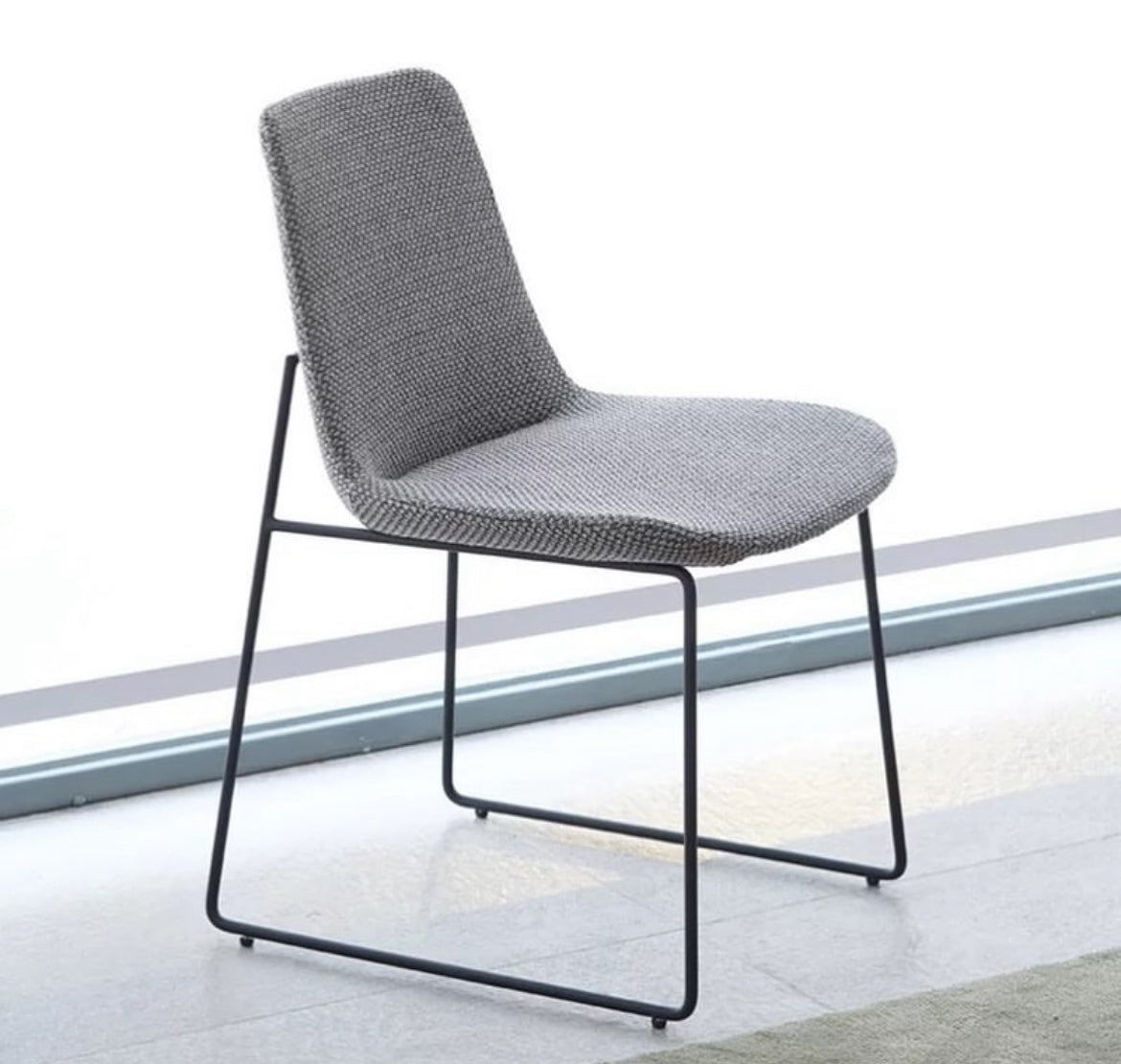 ALETTA DINING CHAIR 128