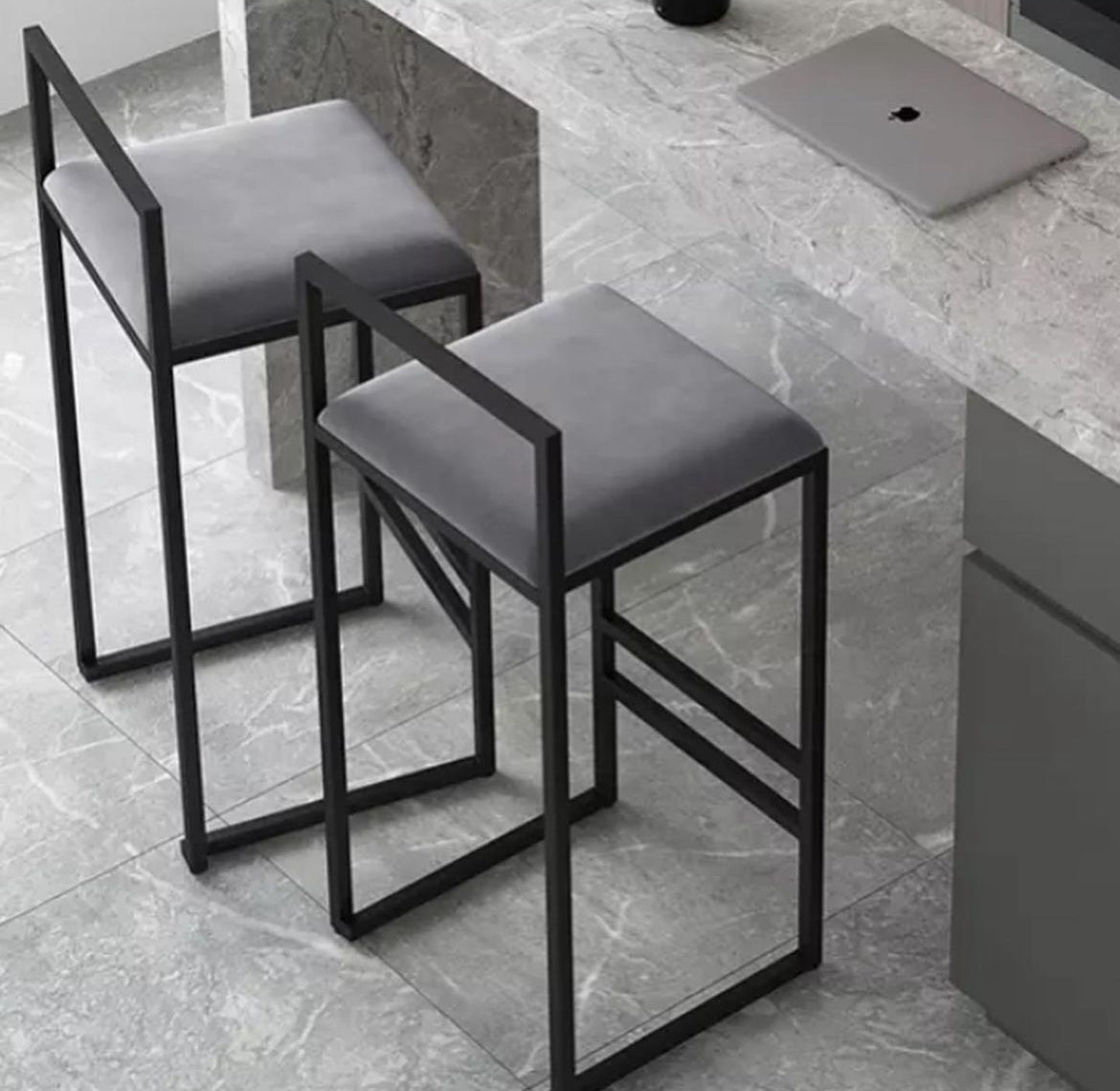 ALETTA BAR STOOL 2