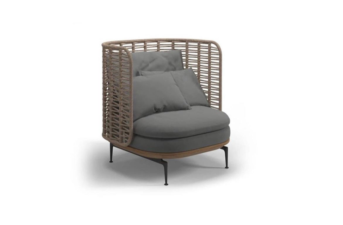 ALETTA LOUNGE CHAIR 163