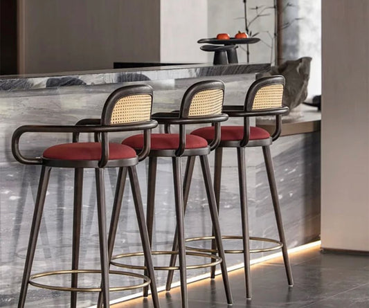 ALETTA BAR STOOL 32