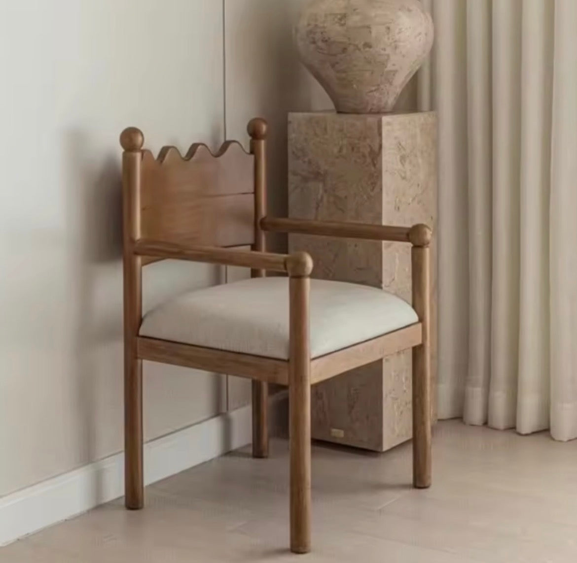 ALETTA DINING CHAIR 167