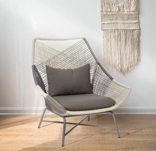 ALETTA LOUNGE CHAIR 22