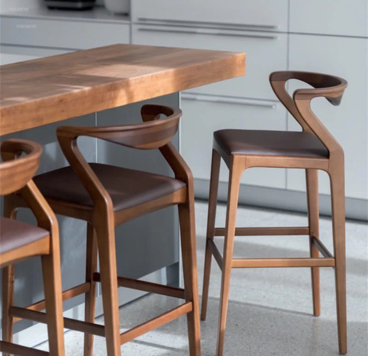 ALETTA BAR STOOL 49