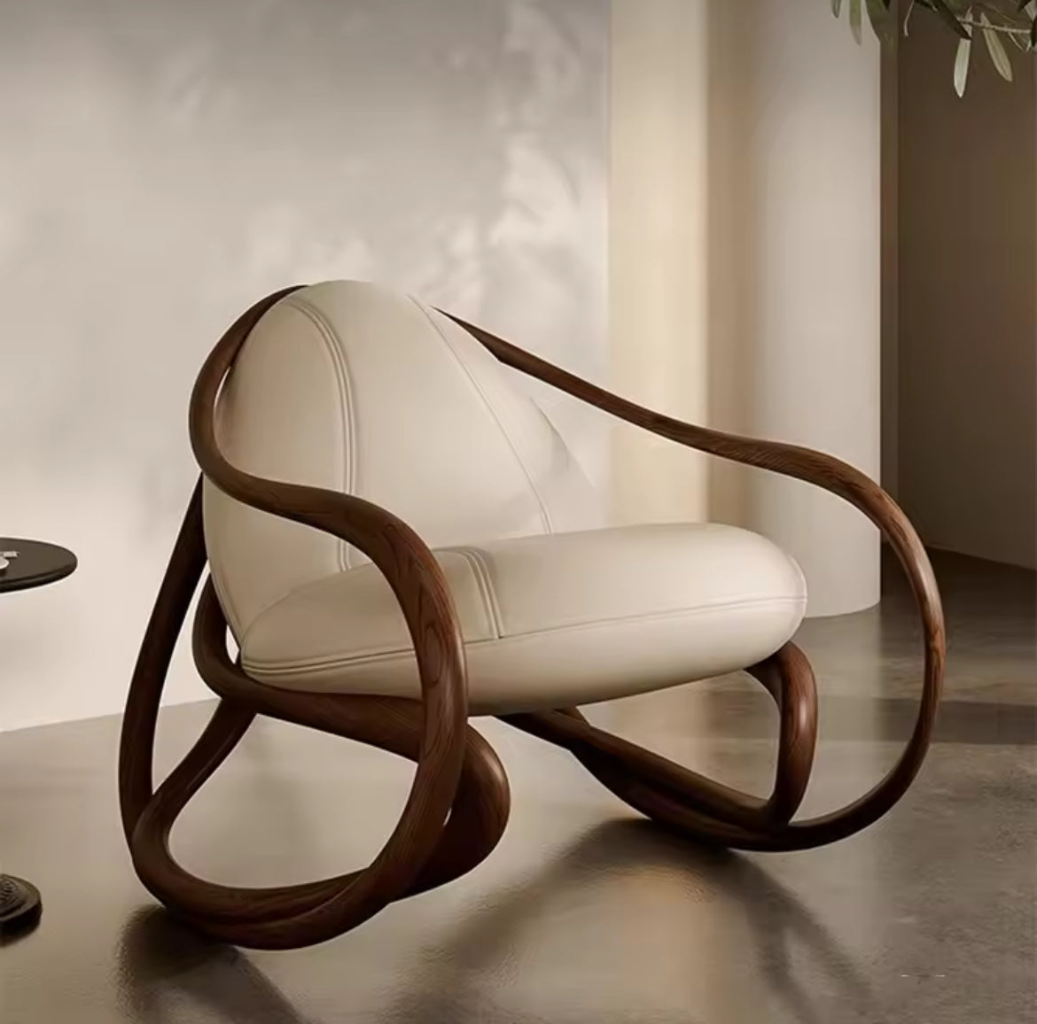ALETTA LOUNGE CHAIR 204