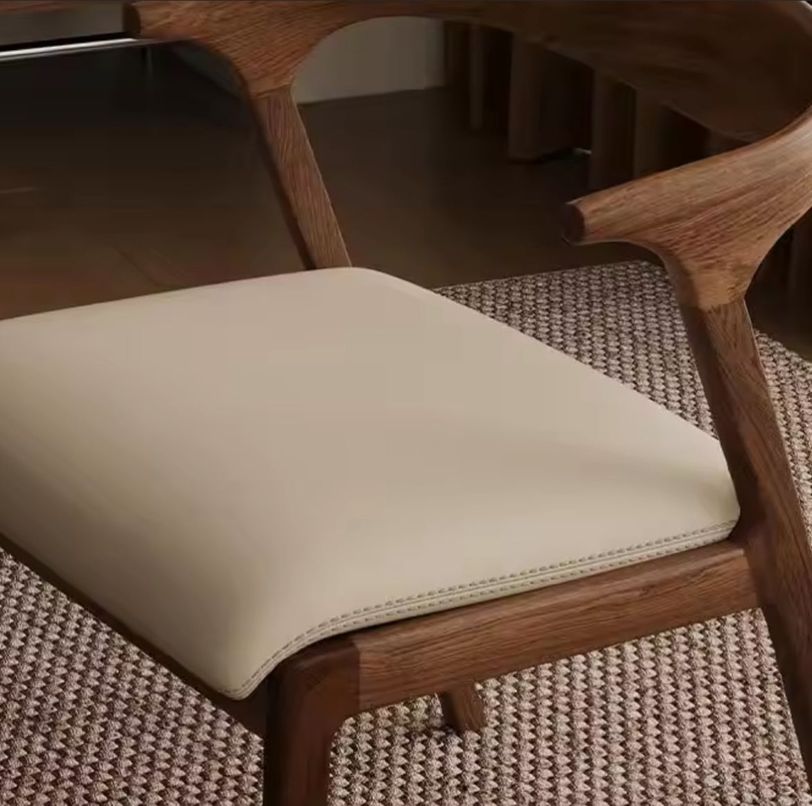 ALETTA DINING CHAIR 156.5